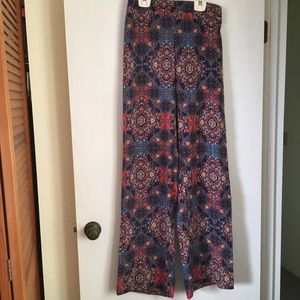 Stoosh women's wide leg pants. Size M.